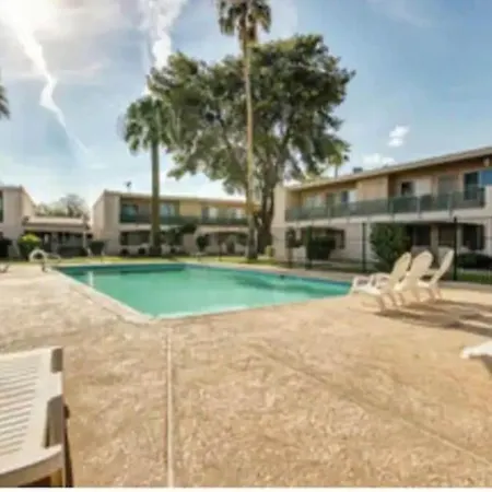 Modern Villa In Old Litchfield Litchfield Park Exterior photo